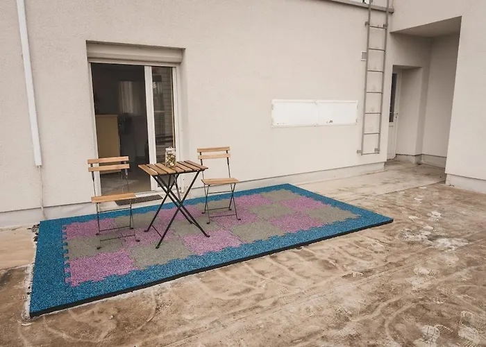 Apartament With An Old Town View